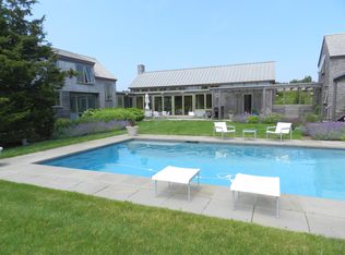 5 Beach Plum Mdws, Edgartown, MA 02539