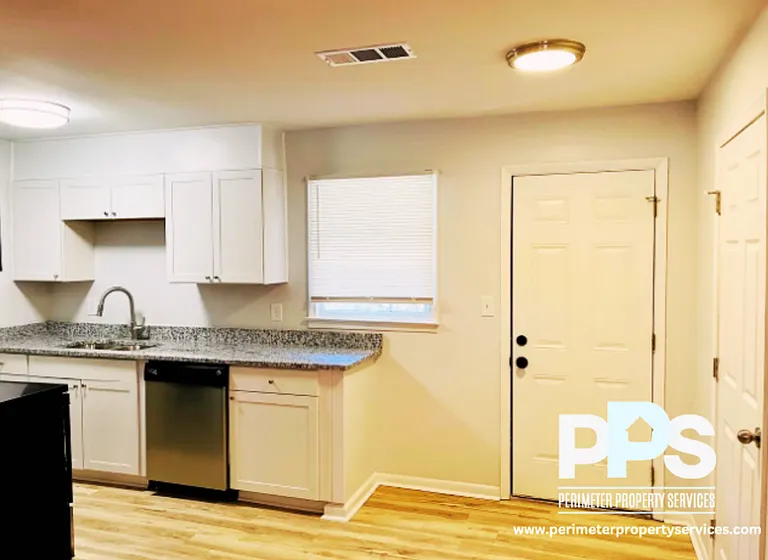 6127-6129 E Fayetteville Dr #6129 — Photo 3