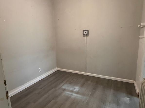 237 Goundry St #1