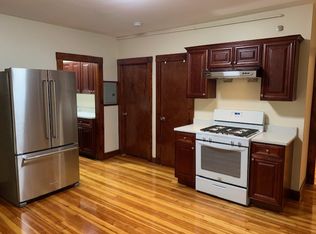 69 Crawford St #3, Lowell, MA 01854