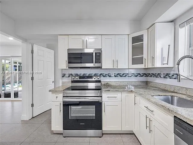 340 NW 45th St — Photo 14