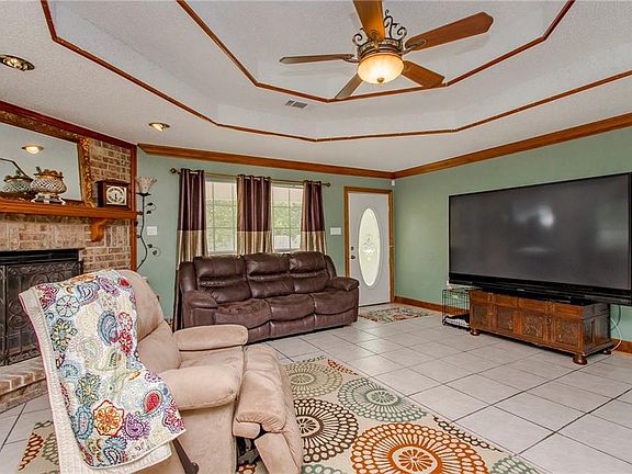 5th image of 13491 Lakeview Dr