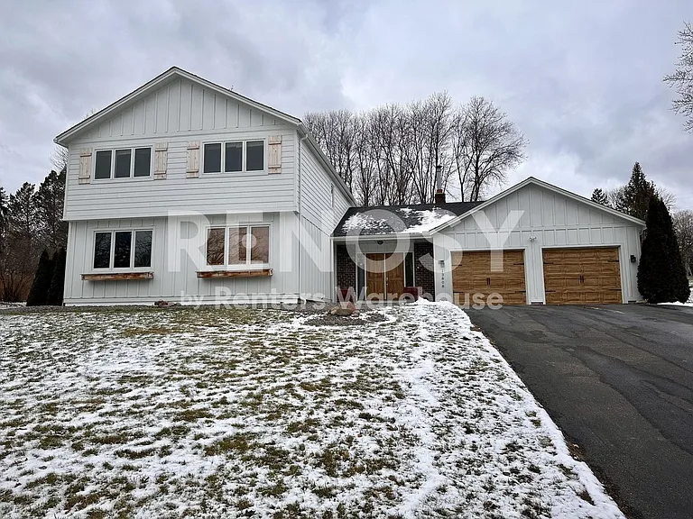 13808 Frontier Ln — Photo 1