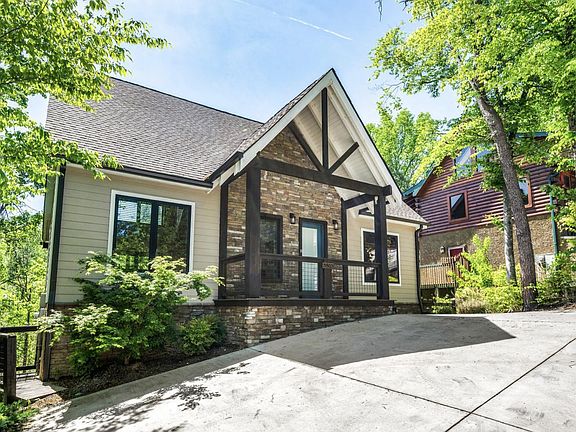 2nd image of 3503 Sand Ridge Way
