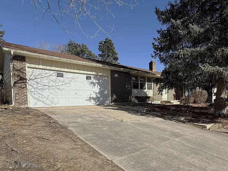 4907 Sonata Dr — Photo 1