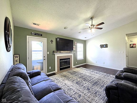 3rd image of 49 Meadow Creek East Blvd