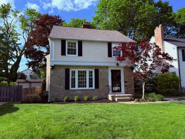 19988 Laurel Ave, Rocky River, OH 44116