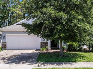 16162 Blossom Lake Dr, Jacksonville, FL 32218