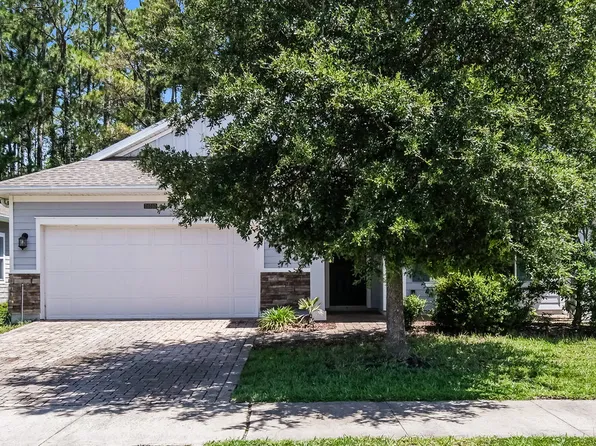 16162 Blossom Lake Dr, Jacksonville, FL 32218
