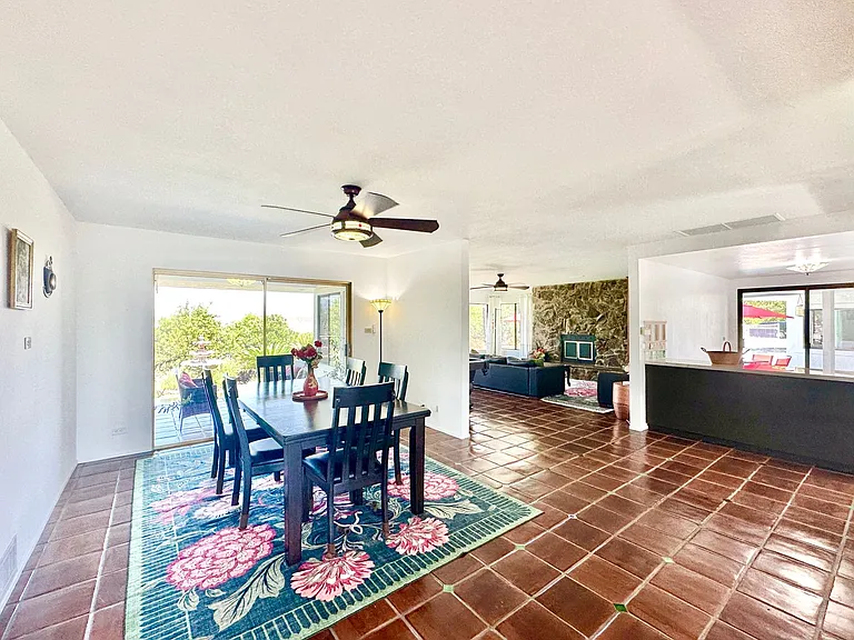 1650 Winterwarm Dr — Photo 5