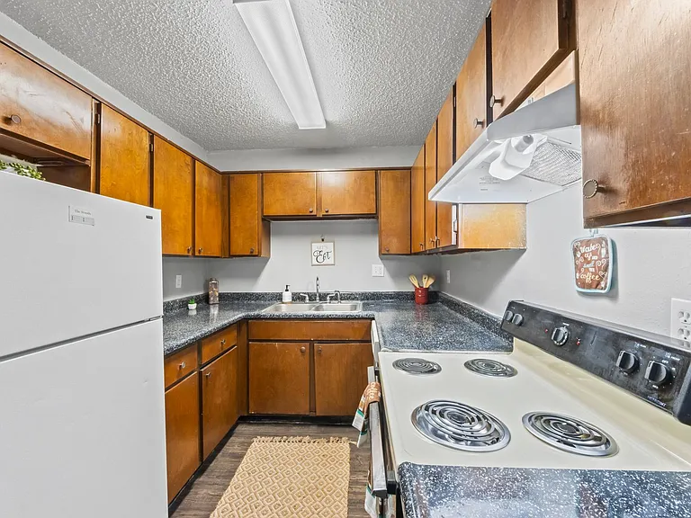 The Woods Apartments — Photo 10