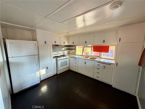5th image of 31080 Fretwell Ave