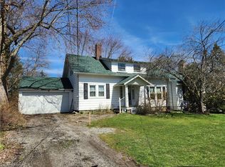 38125 Aurora Rd, Solon, OH 44139