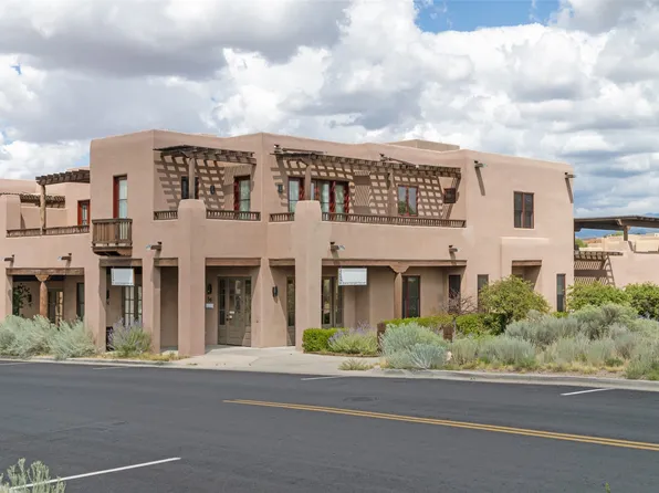 54 Avenida Aldea, Santa Fe, NM 87507