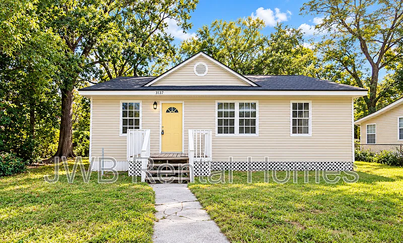 Paxon — Photo 1