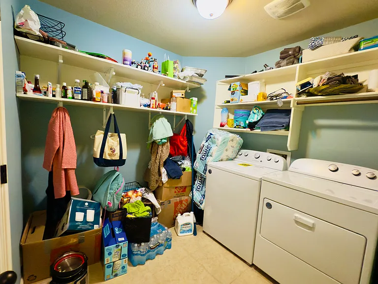 209 Monahans Dr — Photo 12