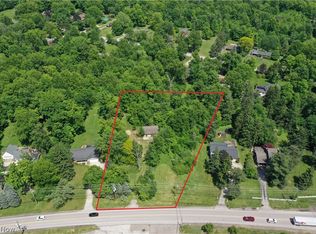 9129 Valley View Rd, Macedonia, OH 44056