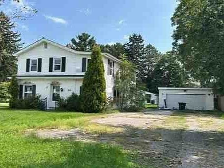 2nd image of 995 Lander Rd