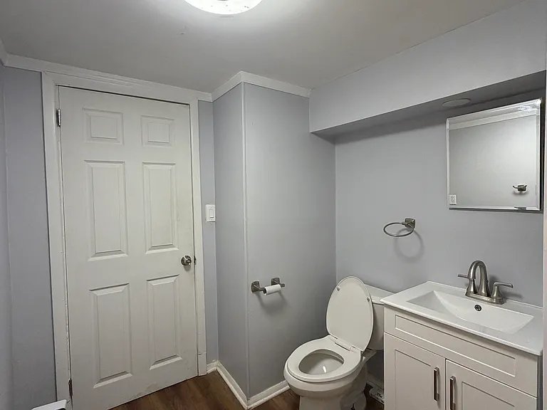 638 N 5th St #4 — Photo 13