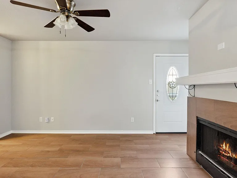 2907 Kestrel Dr — Photo 8