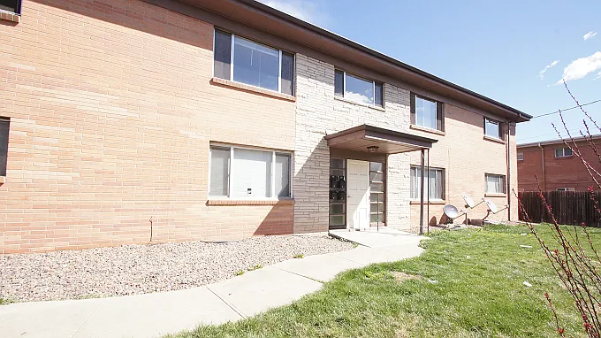 7110 Stuart St — Photo 29