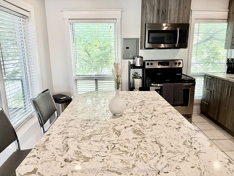 4691 River Rd #6 — Photo 27