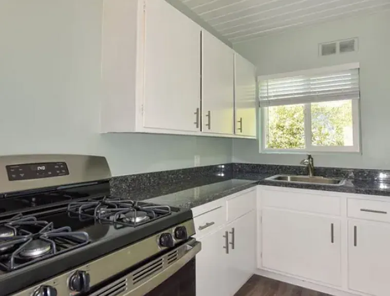 3205 & 3209 California St — Photo 1