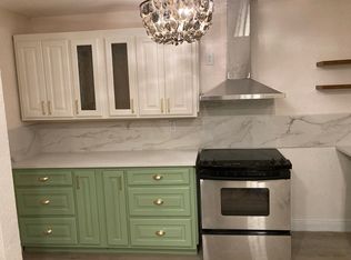 912 8th Ave SW #914, Largo, FL 33770