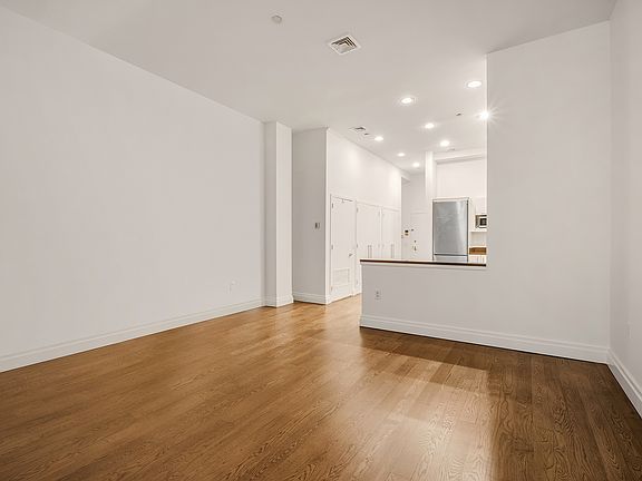 3rd image of 257 W 117th St APT 1B