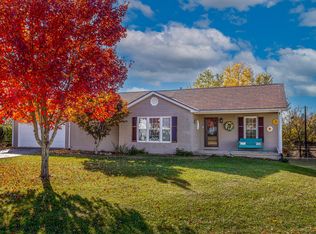 125 Wheaton Dr, Lawrenceburg, KY 40342