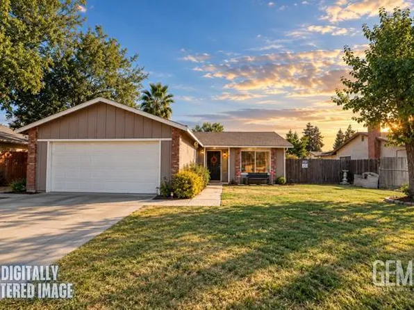 4625 W Paradise Ave, Visalia, CA 93277