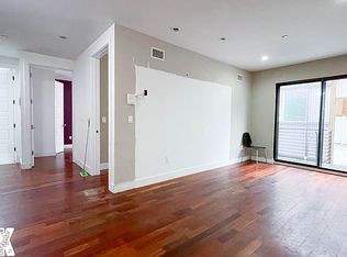 521 Maple St #1B, Brooklyn, NY 11225