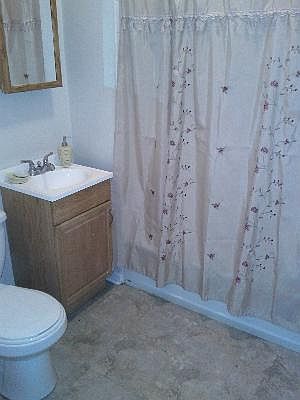 5th image of 2241 S Kirkland Ave