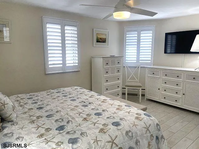 100 S Richards Ave #1 — Photo 18