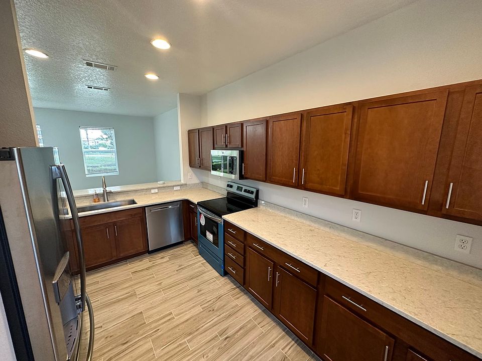 1st image of 1920 Yellowfin Dr