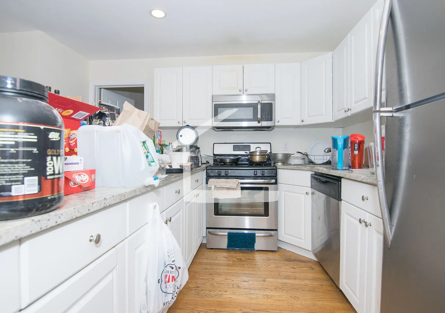 Check out this 3 bed in Coolidge Corner.... — Photo 2
