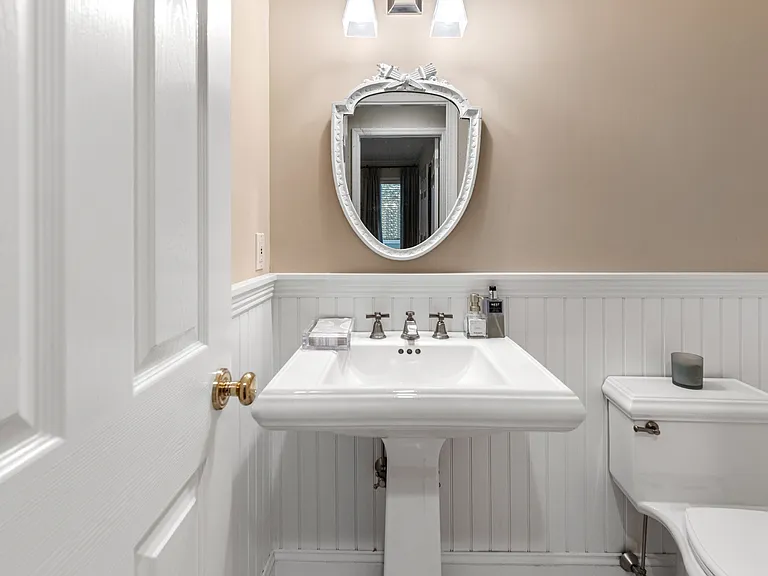 64 Woodruff Ln — Photo 11