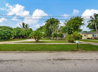 4588 Old Military Trl, West Palm Beach, FL 33417