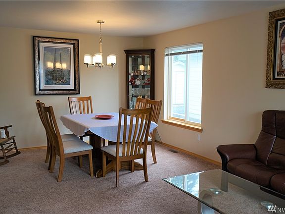 2nd image of 10716 195th Street Ct E