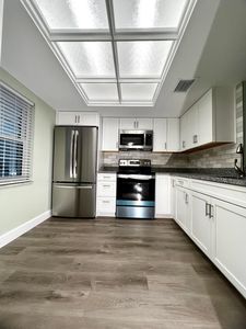 831 Maple Ct APT 110, Dunedin, FL, 34698