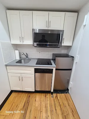 Rented by Corcoran | media 7