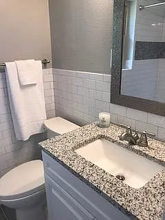 6805 Corona Dr — Photo 7