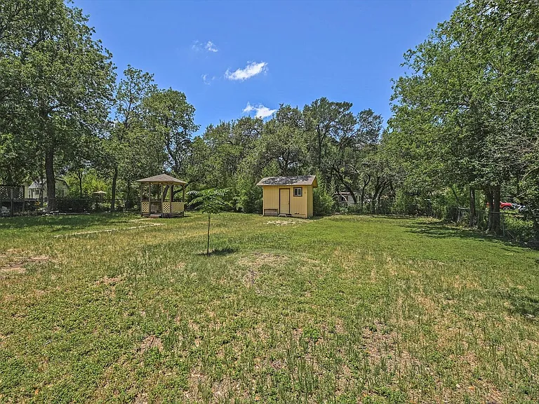 11800 Tedford St — Photo 20
