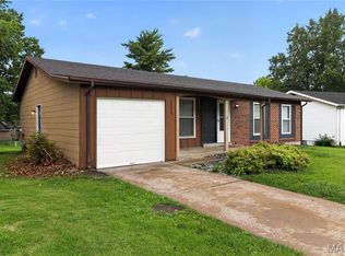 6220 Pennyrich Ct, Florissant, MO 63033