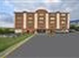 5555 Brecksville Rd, Independence, OH 44131