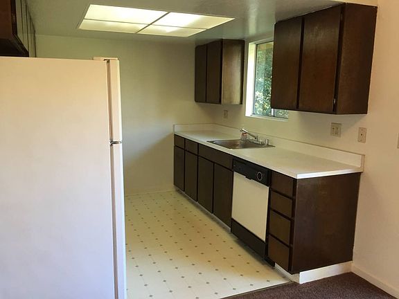 3rd image of 1838 Strobridge Ave #1