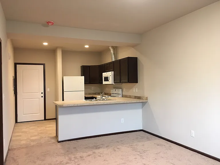 The Downtown 48 Apartments — Photo 14