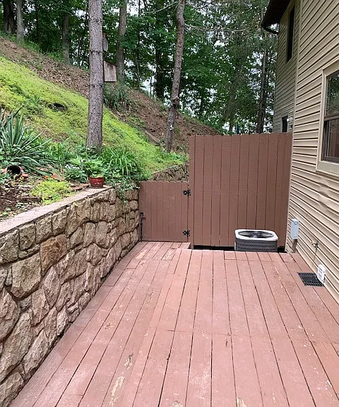 1826 Mountain Dr — Photo 8