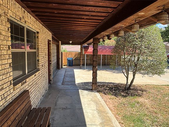 5th image of 367 W Cliff Dr