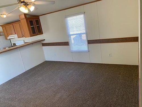 2nd image of 29340 Elm St